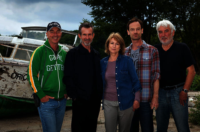 Hagen Bogdanski (Kamera), Ulrich Matthes (Bruno), Corinna Harfouch (Karen B&auml;umer), J&ouml;rg Hartmann (Georg Butt), Horst Sczerba (Regie, Autor). Bild: Sender / ARD Degeto / Conny Klein