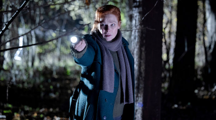 Charlotte Link - Einsame Nacht: Detective Sergeant Kate Linville (Henny Reents) steht bei der Jagd nach einem Phantom vor mehreren R&auml;tseln. Bild: Sender / ARD Degeto Film / Khuram Qadeer Mirza