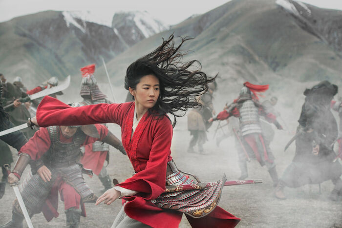 Mulan (Liu Yifei).Bild: Sender / RTL / 2020 Disney Enterprises, INC.