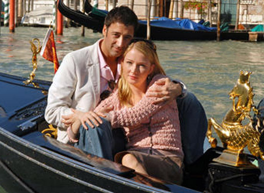 Lisa (Katja Studt) und ihr Mann Stefano (Antonio di Mauro) fahren nach Venedig zu einer zweiten Hochzeitsreise. Bild: Sender
