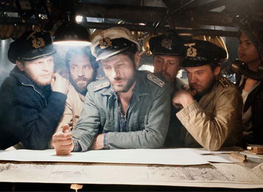 Kriegsberichterstatter Werner (Herbert Gr&ouml;nemeyer), der Chefingenieur (Klaus Wennemann), Kapit&auml;n Hellriegel (J&uuml;rgen Prochnow), und Nummer Zwo (Martin Semmelrogge). Bild: Sender
