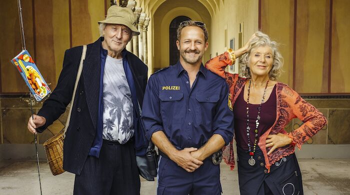 Servus Eddie - Sp&auml;tes Gl&uuml;ck: Das Trio auf dem Weg zum Gl&uuml;ck: Adam (G&uuml;nther Maria Halmer), Eddie (Maximilian Br&uuml;ckner) und Maria (Jutta Speidel).Bild: Sender / ARD Degeto Film / new!move films / Hendrik Heiden
