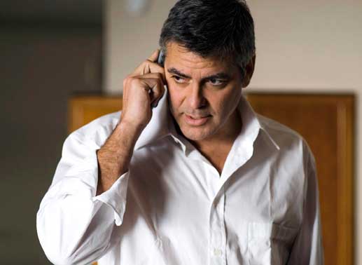 In seiner New Yorker Kanzlei ist der Anwalt Michael Clayton (George Clooney) nur der Mann f&uuml;rs Grobe. Lautlos und effizient vertuscht er Skandale, um m&auml;chtige Klienten aus Politik und Wirtschaft zu sch&uuml;tzen. Bild: Sender