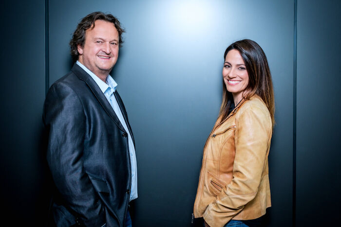 Dok 1 mit Lisa Gadenst&auml;tter und Hanno Settele. Bild: Sender / ORF / Hans Leitner