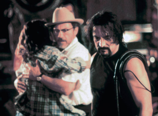 V. l.: Kate (Juliette Lewis), Jacob Fuller (Harvey Keitel), Pete Bottoms (John Hawkes). Bild: Sender/Dimension Films/NL