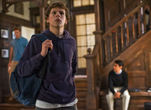 Mark Zuckerberg (Jesse Eisenberg, l.) beginnt sein
Studium an der renommierten Harvard-Universit&auml;t.
&copy; 2010 Sony Pictures Releasing GmbH