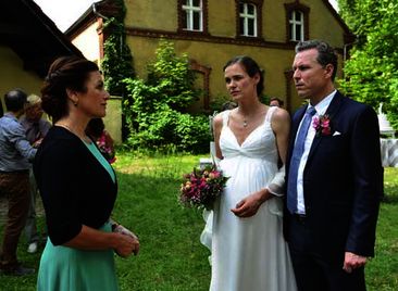 Franziskas Welt - Hochzeiten und andere Hürden