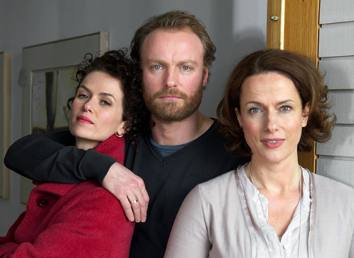 Anne (Claudia Michelsen), Peter (Mark Waschke) und Carolin (Melika Foroutan) sind auf schicksalhafte Weise miteinander verbunden. Bild: Sender