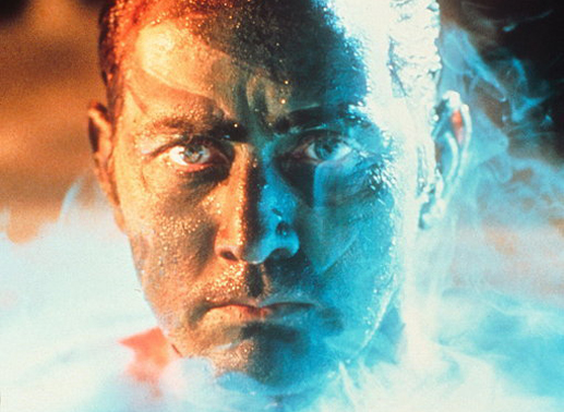 Der Einsatz im Vietnam-Krieg hat aus Captain Willard (Martin Sheen) ein Wrack gemacht. Da soll ihm ein neuer Auftrag aus der Krise helfen ... Bild: Sender