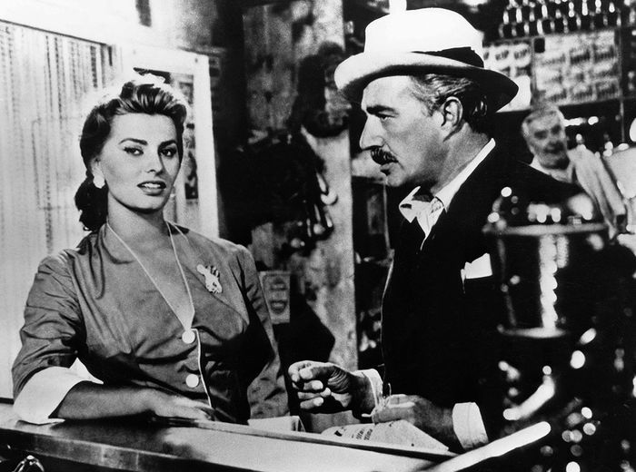 Die sch&ouml;ne Lisa (Sophia Loren) hat sich zur Meistersch&uuml;lerin ihres 'diebischen' Vaters (Vittorio de Sica) entwickelt. Bild: Sender / HR / RBB / Degeto