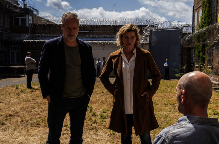 Tatort Frankfurt: Paul Brix (Wolfram Koch), Anna Janneke (Margarita Broich). Bild: Sender / HR / Bettina M&uuml;ller,
