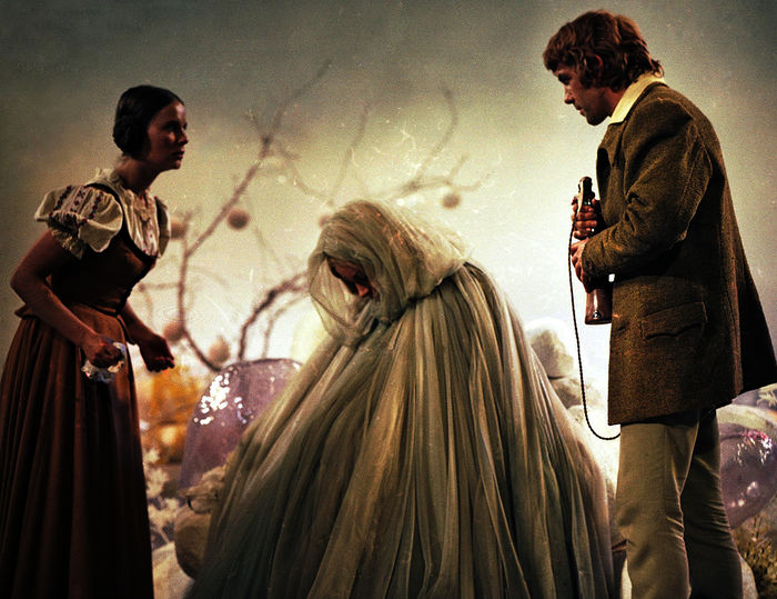 Brigitte Heinrich (Maren), Cox Habemma (Regentrude) und Ingolf Gorges (Andreas). Bild: MDR/DRA/Herbert Kroi&szlig;