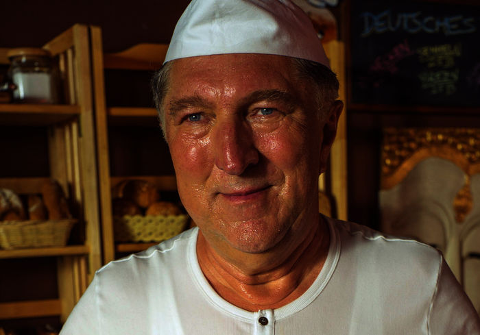 Ottmar (Veit St&uuml;bner) in seinem Element. Bild: Sender / NDR / Achim Poulheim