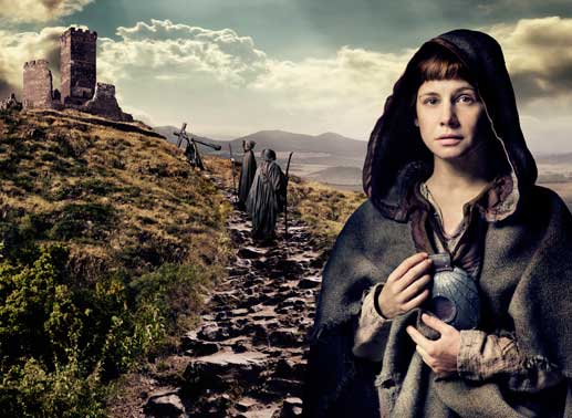  Josefine Preu&szlig; als "Tilla" im neuen ZDF-Event-Zweiteiler "Die Pilgerin". Bild: Sender / Josef Fischnaller