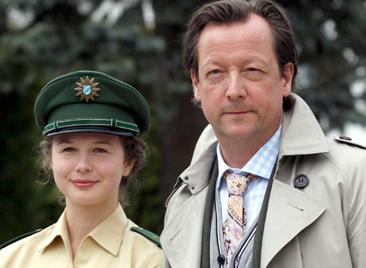 M&uuml;nchens Ermittlerduo: Anna Maria Sturm spielt Anna Burnhauser und Matthias Brandt spielt Hanns von Meuffels. Bild: Sender