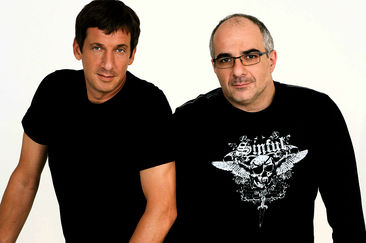 Aus dem Globe: Schlageranfall mit Viktor Gernot und Michael Niavarani