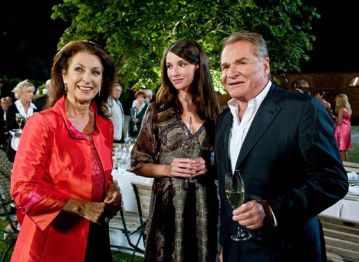 Heitere Kom&ouml;die mit Daniela Ziegler, Sophie Wepper und Fritz Wepper. Bild: Sender