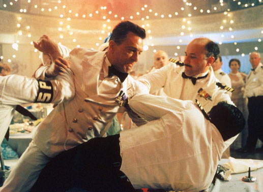 Billy (Robert De Niro, M.) au&szlig;r Rand und Band. Bild: Sender