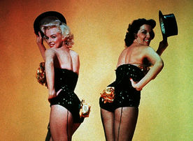 Marilyn Monroe (Lorelei Lee) und Jane Russell (Dorothy Shaw). Bild: Sender