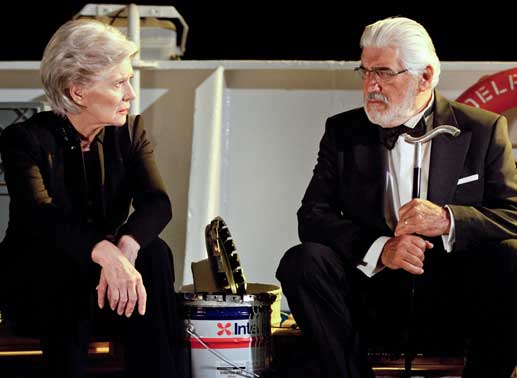 Christiane H&ouml;rbiger (Margarete K&auml;mmerer) und Mario Adorf (Prof. Martin Burian).
Bild: Sender