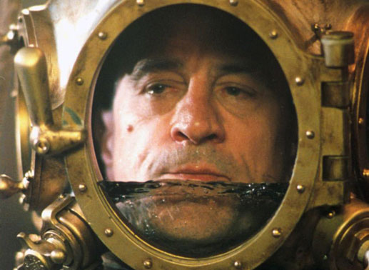 Robert De Niro auf Tauchstationen. Bild: Sender