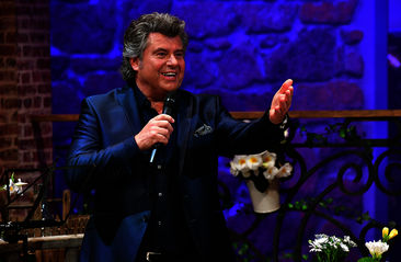 Neujahr: Schlager-Spaß mit Andy Borg