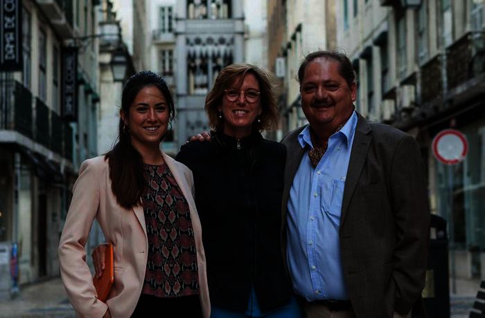 Vidina Popov (Marcia Amaja), Sibylle Tafel (Regie) und J&uuml;rgen Tarrach (Eduardo Silva). Bild: Sender / ARD Degeto / Armanda Claro