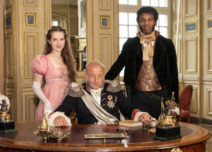 Die Salzprinzessin Leonie Brill (Prinzessin Amelie), Leonard Lansink (K&ouml;nig Cristof), Elvis Clausen (Prinz Thabo). Bild: Sender / Kai Schulz