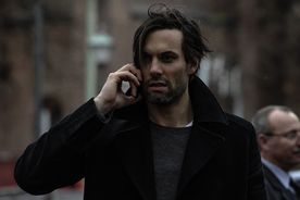 Die Laim-Reihe mit Max Simonischek im TV