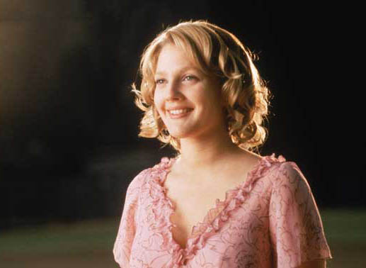 Die 25-j&auml;hrige Josie (Drew Barrymore) ist clever, aber leider ein echtes Mauerbl&uuml;mchen. Sie tr&auml;umt davon, endlich einmal richtig gek&uuml;sst zu werden! Bild: Sender