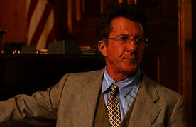 Dustin Hoffman als idealistischer Anwalt Rohr. Bild: Sender