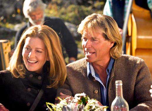 Hansi Hinterseer (mit Karin Thaler) in seinem sch&ouml;nen Tirol unter der bew&auml;hren Regie von Otto Retzer. Bild: Sender