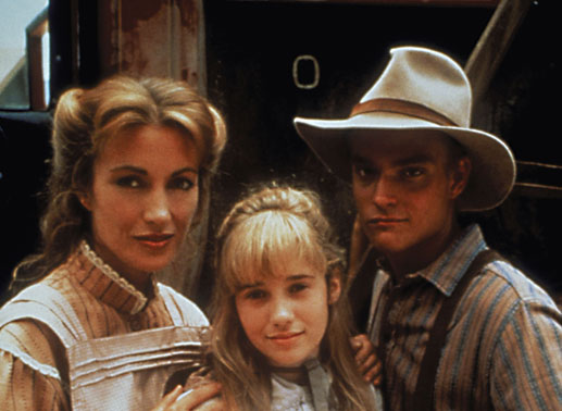 Jane Seymour ist nicht nur Ärztin, sondern kümmert sich auch um die Kinder ihrer verstorbenen Freundin. Bild: Sender