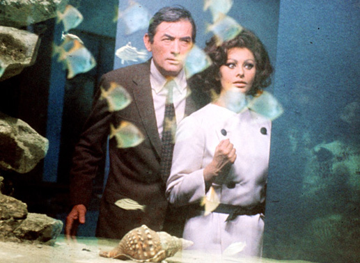 Sophia Loren und Gregory Peck in einem Spionageabenteuer. Bild: Sender