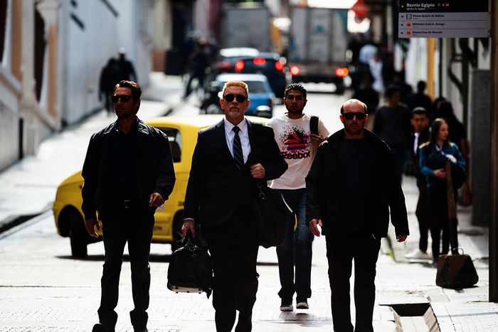 Bishop (John Malkovich). Bild: Sender / TVNOW / 2018 STX Productions, LLC.