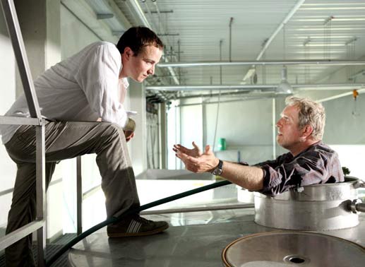 Achim Schelhas (Paul Stickler), Harald Krassnitzer (Thomas Stickler).
Bild: ORF/Petro Domenigg