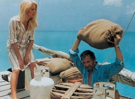 Allm&auml;hlich haben sich Martin (Yves Montand) und Nelly (Catherine Deneuve) auf eine Art freundlich-feindlicher Koexistenz eingestellt, die Martin schon mehr bedeutet, als er selbst zugeben m&ouml;chte. Bild: Sender/Studiocanal