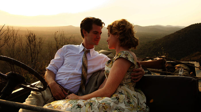 Robin Cavendish (Andrew Garfield) verliebt sich in die sch&ouml;ne Diane (Claire Foy). Bild: Sender / ARD Degeto / Squareone Entertainment